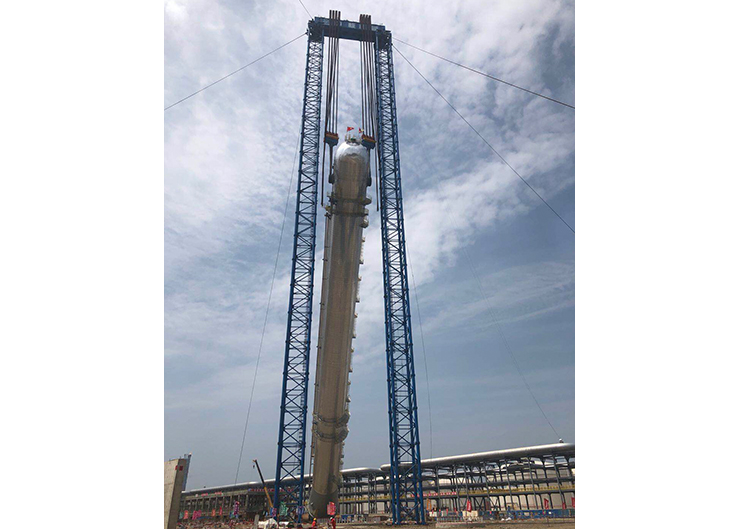 大連恒立石化化工塔提升（提升高度120米，提升重量2600噸）